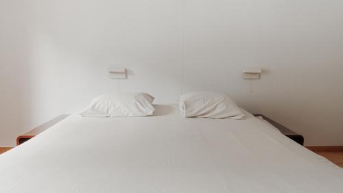 Apartment (6 Adults)