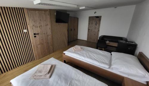 Triple Room with Private Bathroom