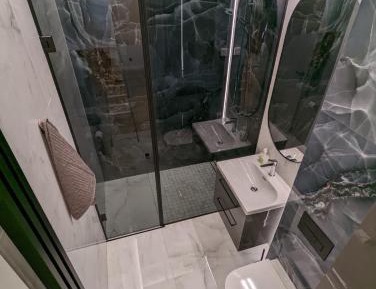 Deluxe One-Bedroom Apartment with Garden View