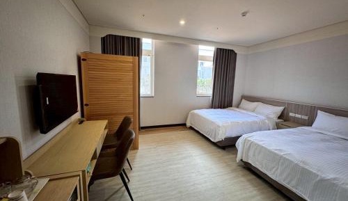 Classic Quadruple Room