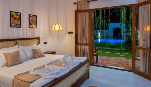 Suite with Pool View