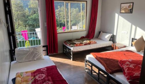 Quadruple Room with Mountain View