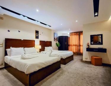 Superior Family Room