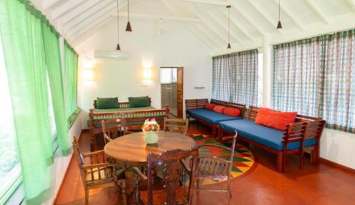 Apartment with Garden View