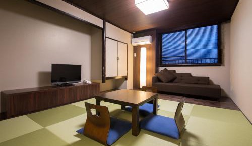 Renovated Japanese-Style Room with Shared Bathroom - Non-Smoking