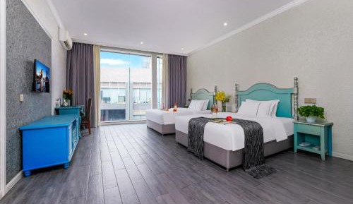 Standard Queen Room with Two Queen Beds