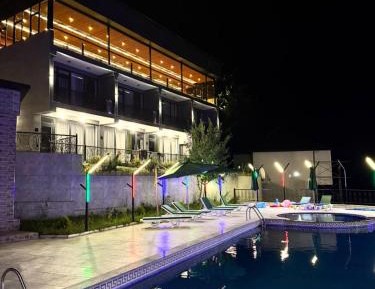 Quadruple Room with Shared Bathroom