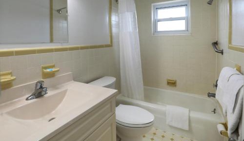 Standard Double Room - Upper Floor - No Elevator Access