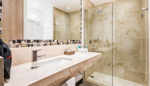 Superior King Room - Non-Smoking