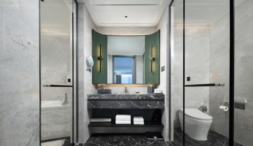 Premium King Room