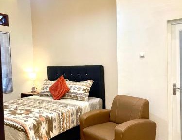 Double Room with Private Bathroom