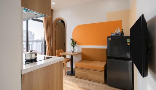 One-Bedroom Apartment with City View