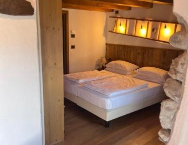 Superior Double or Twin Room with Mountain View