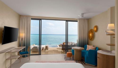 Mirage Overwater Sunset Pool Villa King