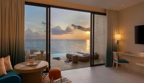 Mirage Overwater Sunset Pool Villa Hollywood Twin