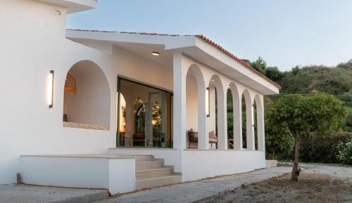 Villa with Sea View