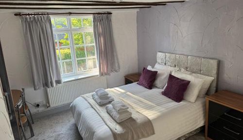 Double Room with Shared Bathroom