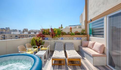 Three-Bedroom Premium Apartment with Balcony