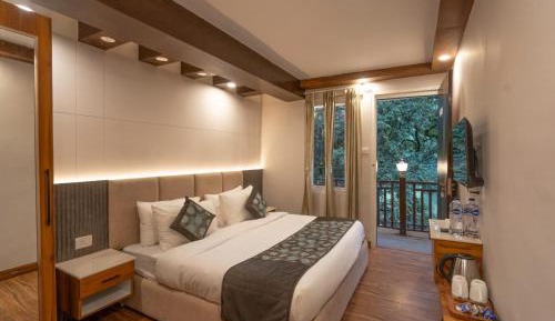 King Room with Lake View