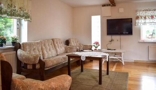 Three-Bedroom Holiday Home 