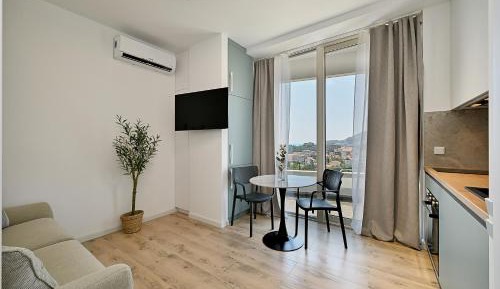 Studio with Sofa Bed