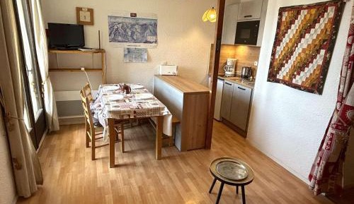 Apartment (4 Adults)