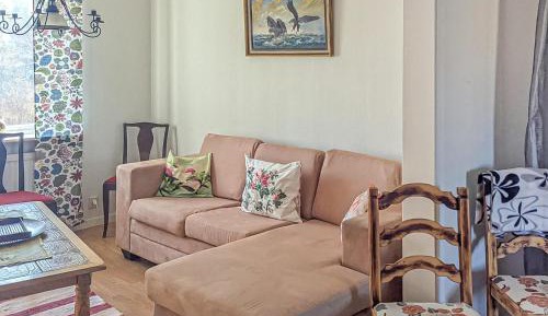 Three-Bedroom Vacation Home 