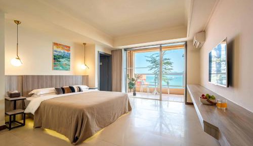 Family Room with Sea View