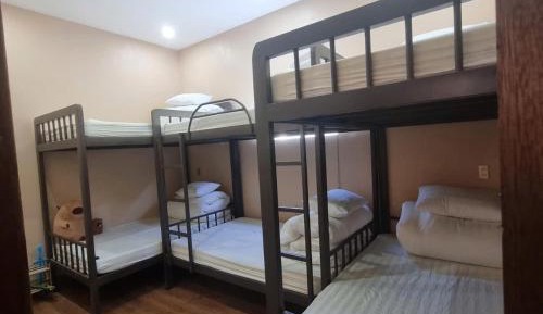 6-Bed Mixed Dormitory Room