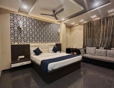King Room with Balcony