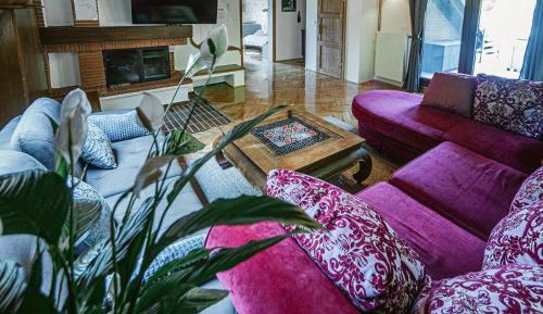 Three-Bedroom Holiday Home 