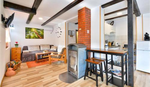 Three-Bedroom Holiday Home 
