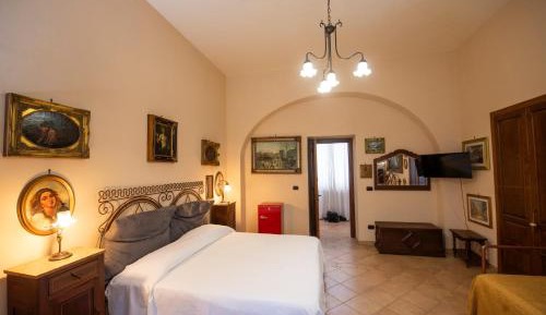 Triple Room with Private Bathroom