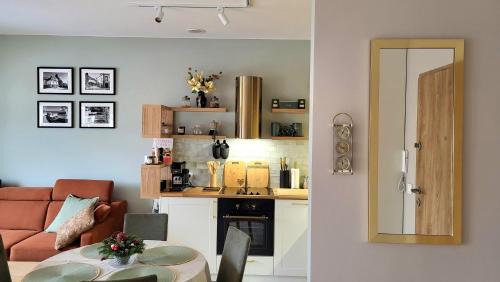 One-Bedroom Apartment with Balcony and Mountain View  