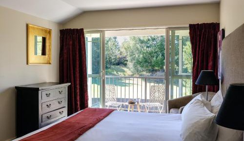 Two-Bedroom Apartment with Two Bathroom