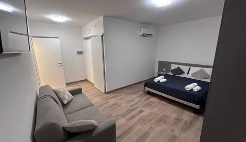 Room #1474414202