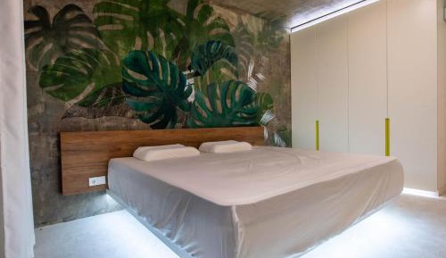 Two-Bedroom Apartment with Sea View