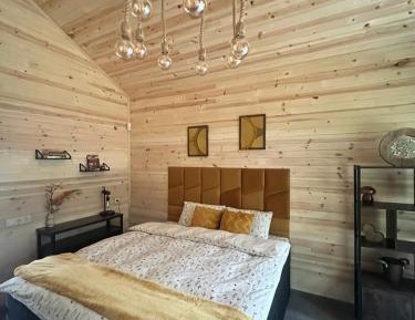 Room #680649504