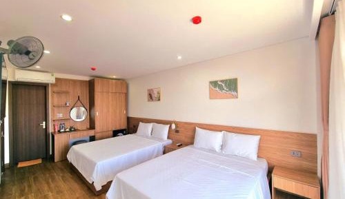 Quadruple Room with Balcony