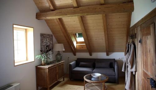 Queen Room with Garden View
