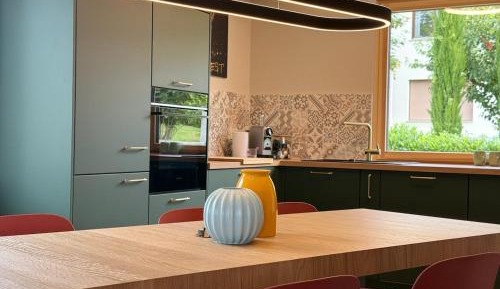 Three-Bedroom Apartment with Balcony