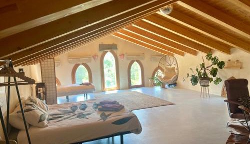 Deluxe King Suite