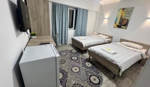 Quadruple Room with Private Bathroom