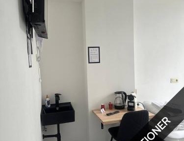 Single Room with Shared Shower and Toilet