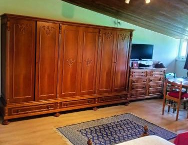 Family Room with Mountain View