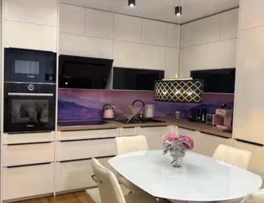 One-Bedroom Apartment with Balcony