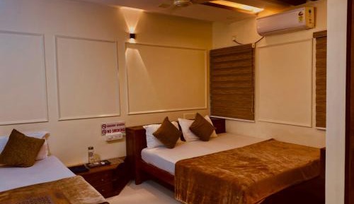 Triple Room with Private Bathroom