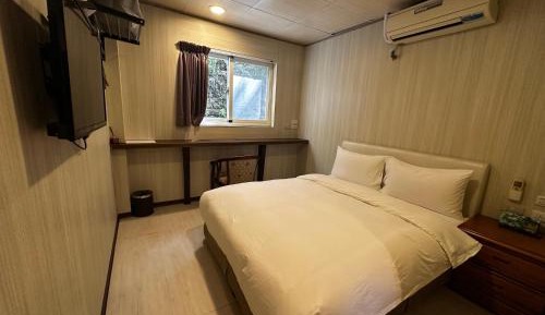 Double Room with Mountain View