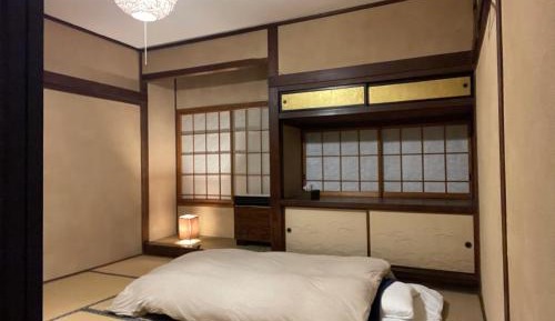 Japanese-Style Room