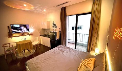 One-Bedroom Apartment